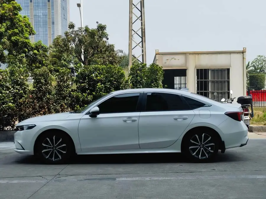 موديل 2022 من XINGGE 240TURBO CVT الفاخرة