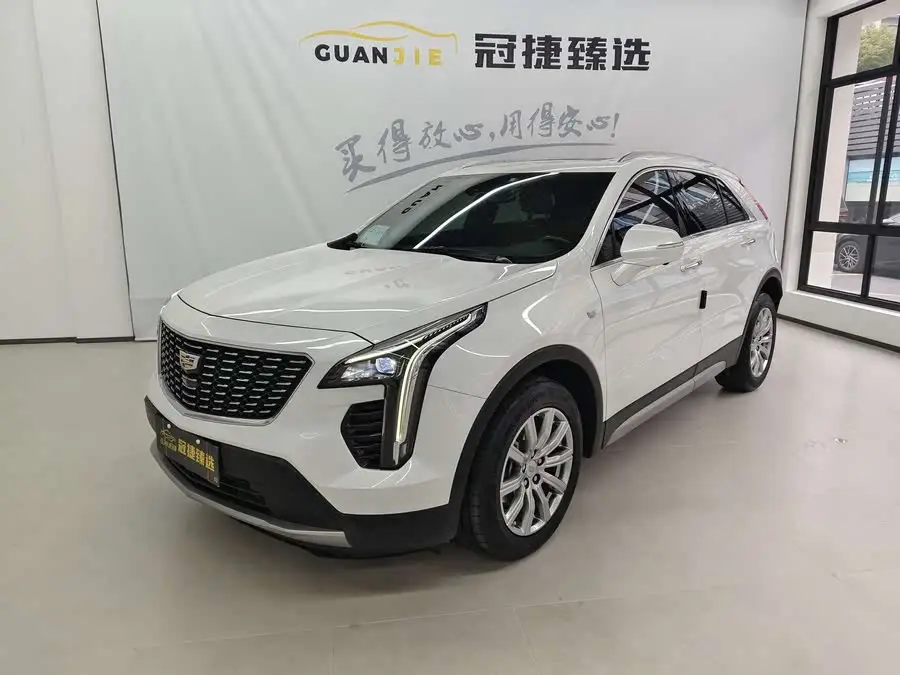 Cadillac XT4 2022 28T Luxury FWD