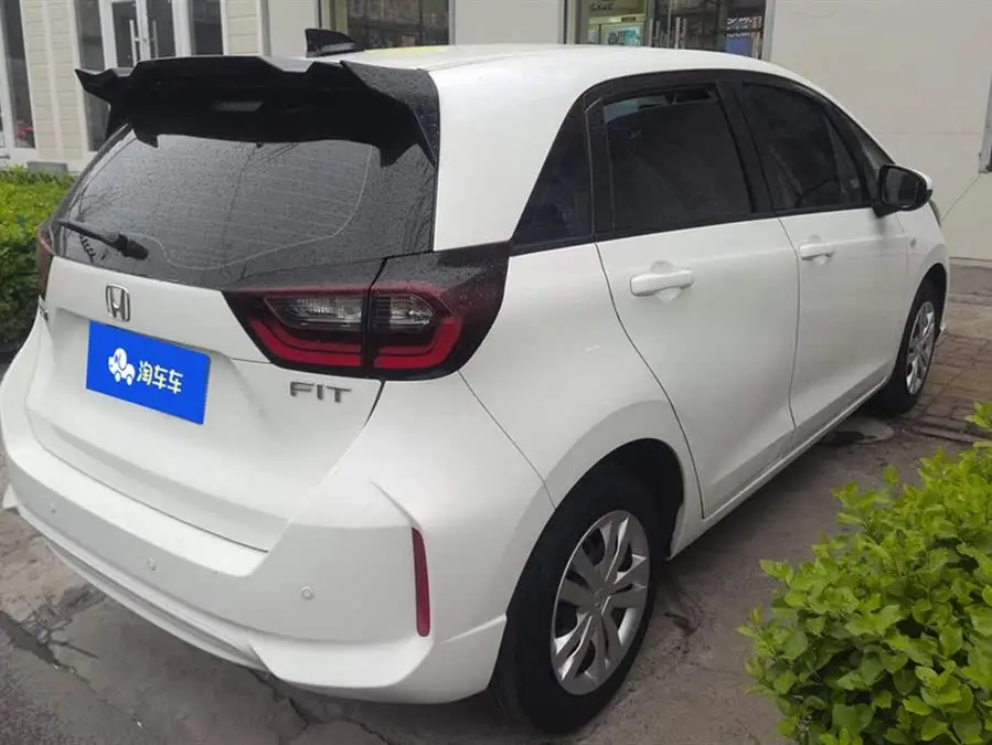 2021 هوندا فيت 1.5 لتر CVT إصدار استمتع بالموجة