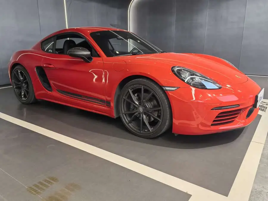 Porsche 718 2018 Cayman 2.0T