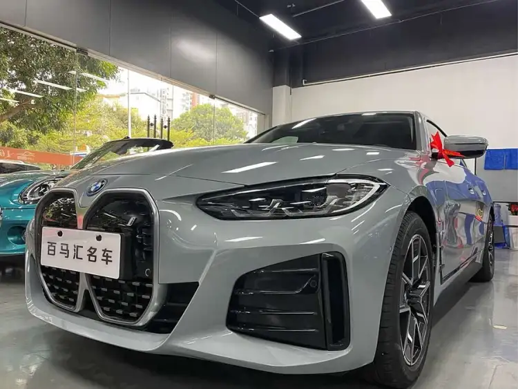 BMW i4 2023 eDrive35