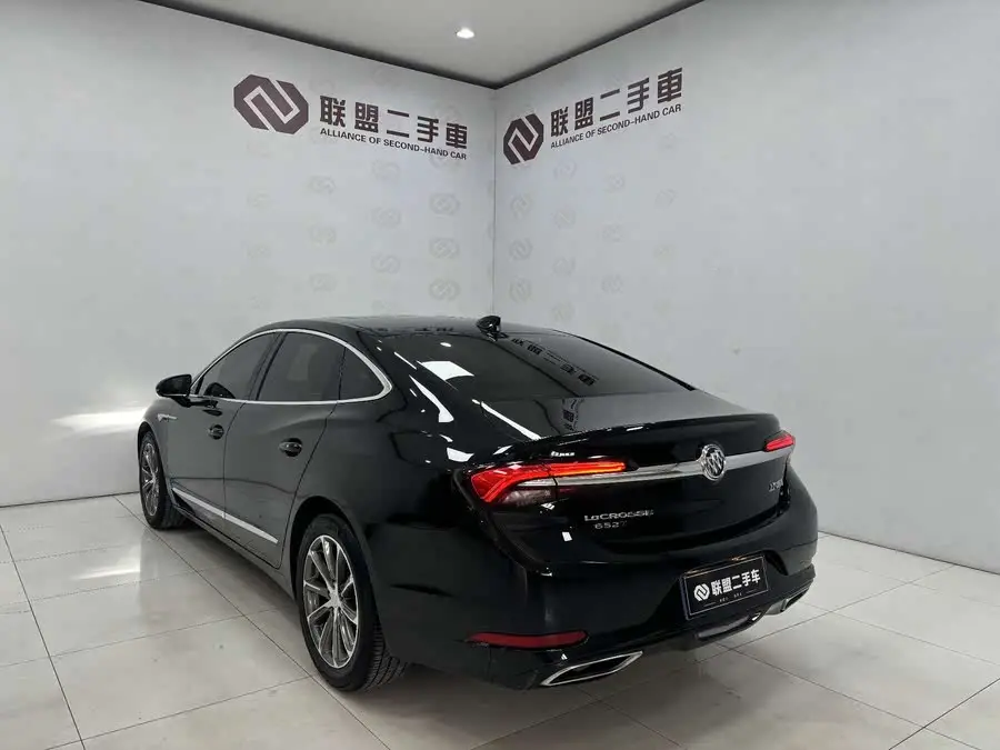 Buick LaCrosse 2021 652T Luxury