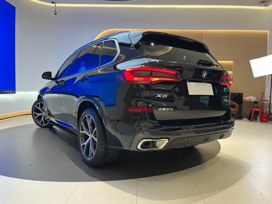 BMW X5 2022 Model Facelift xDrive 40Li M Sport Package