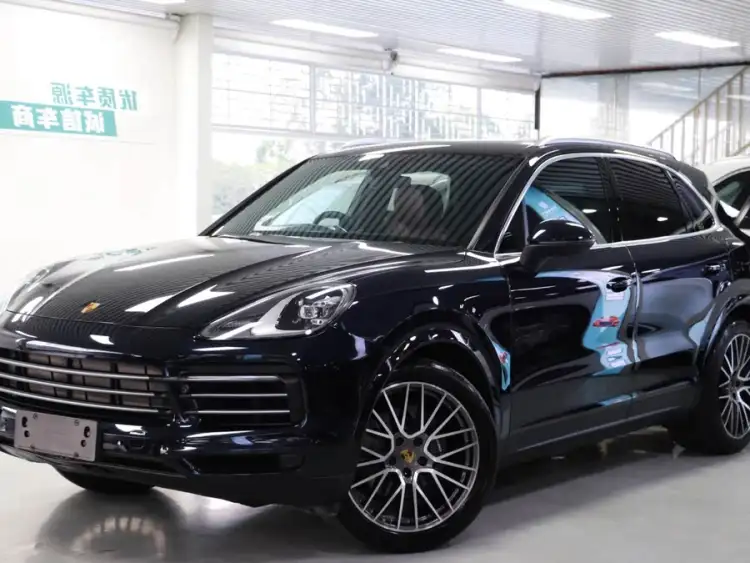 2022 Cayenne 3.0T Platinum Edition