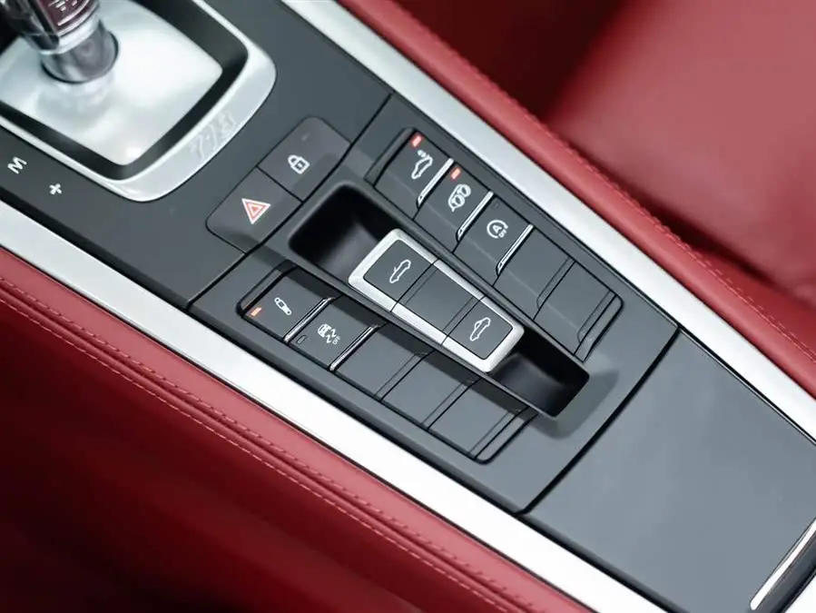 Porsche 718 2022 Boxster 2.0T