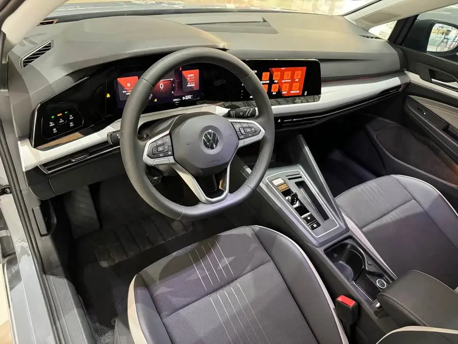 Golf 2023 280TSI DSG Pro