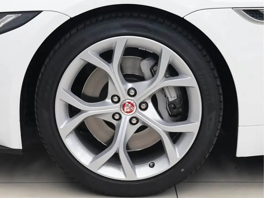 Jaguar F-TYPE 2021 P300 RWD Convertible