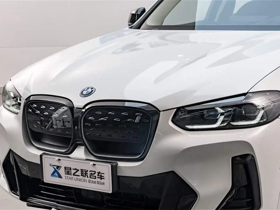 بي إم دبليو iX3 2022 طراز مُعدل إصدار الابتكار