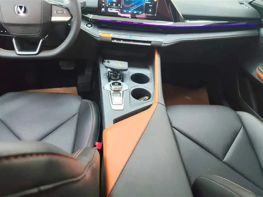 Changan UNI-V 2022 1.5T Premium