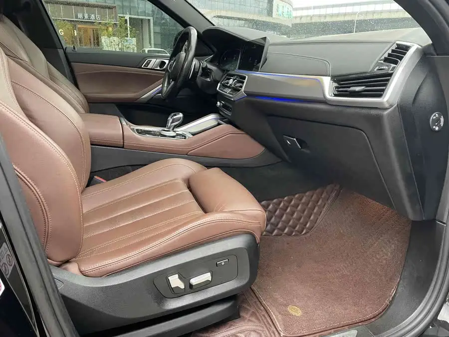 بي إم دبليو X6 2021 xDrive30i حزمة M الرياضية