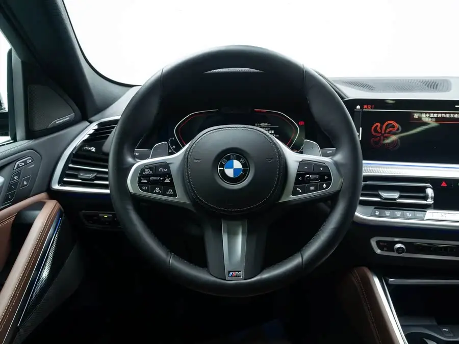 بي إم دبليو X6 2022 طراز مُعدل xDrive40i فئة مميزة حزمة M الرياضية