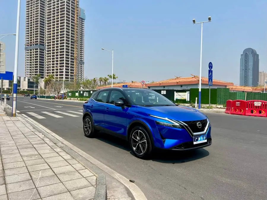 2023 نيسان قاشقاي 1.3T CVT الرائد