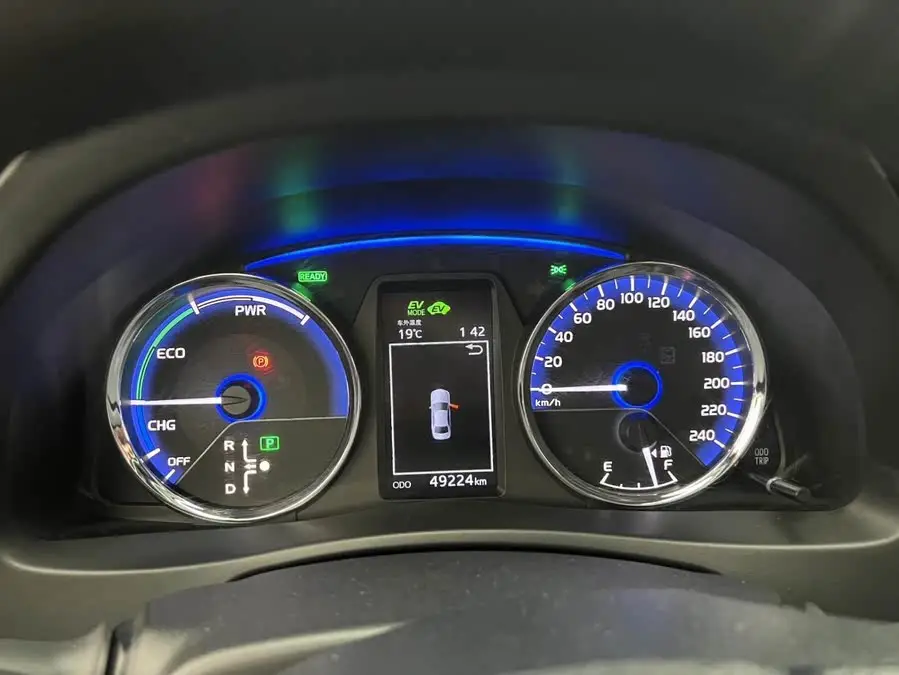 كورولا 2021 هايبرد 1.8 لتر E-CVT النسخة النخبوية