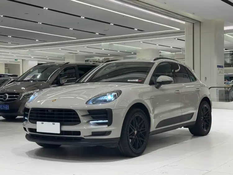 2021 Macan 2.0T