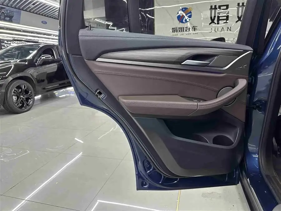 BMW X3 2021 xDrive28i Luxury Package