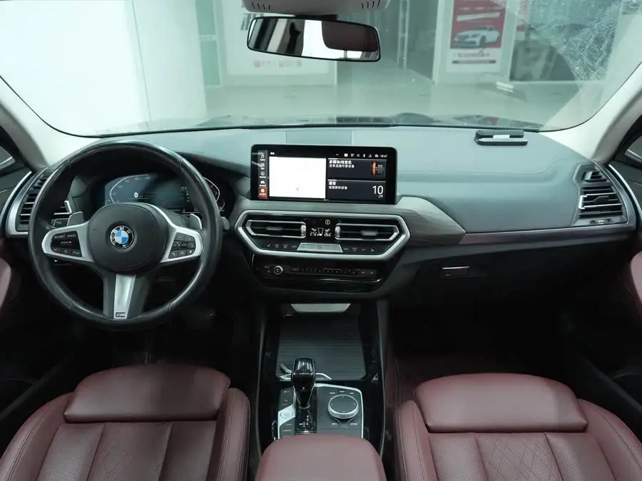 BMW X3 2022 xDrive30i Leading Model M Shadow Package