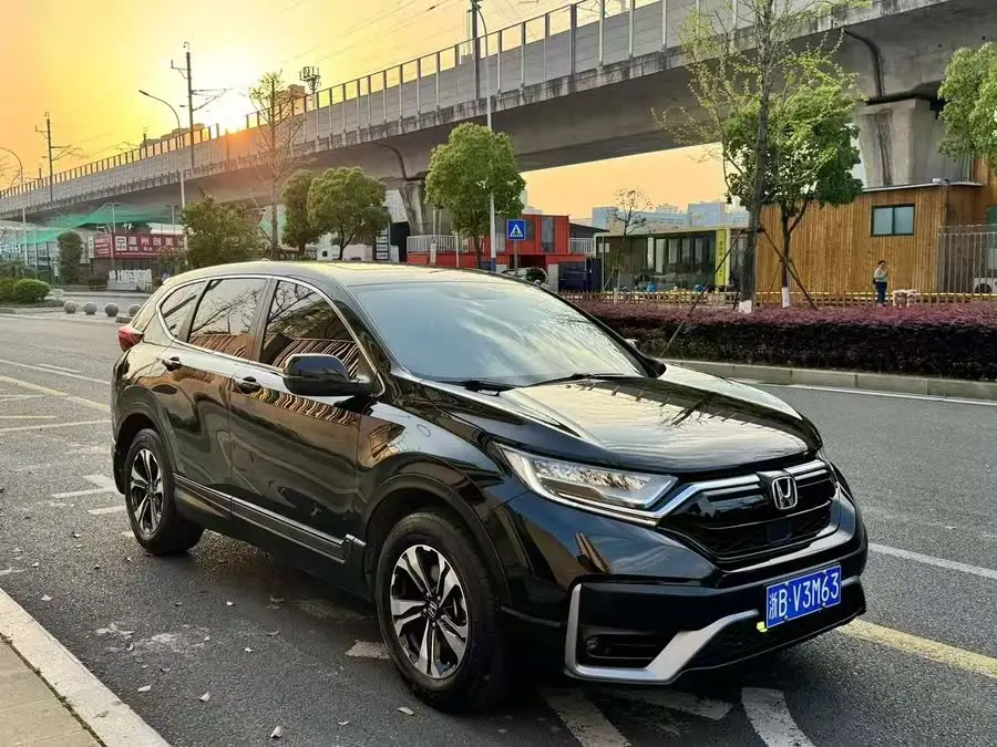 هوندا CR-V 2021 240TURBO CVT دفع أمامي نسخة حضرية