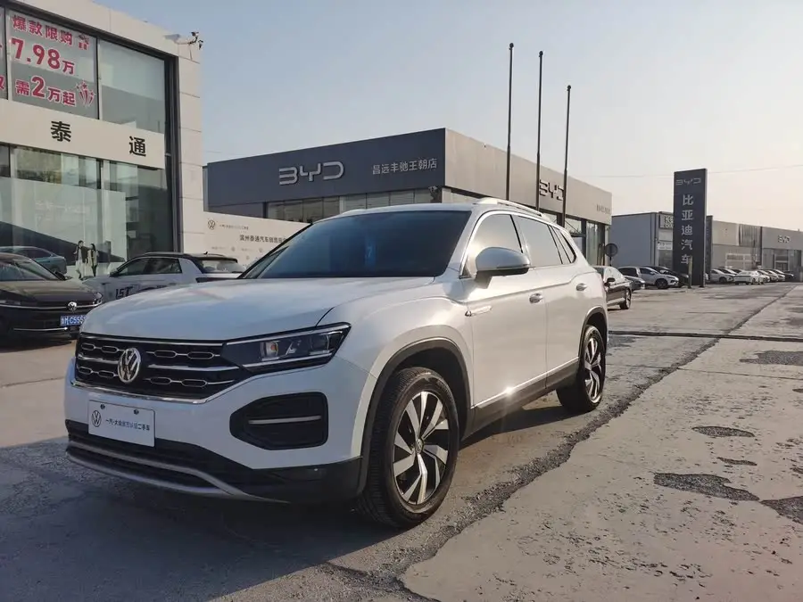 تيرون 2020 330 TSI نسخة الفخامة الذكية ذات الدفع الثنائي