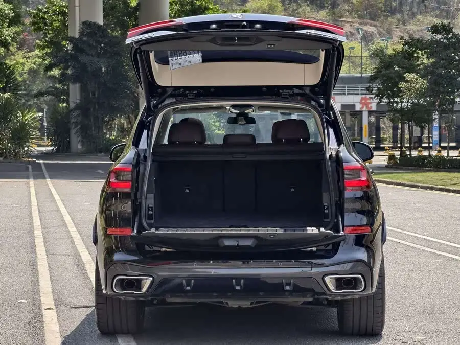 BMW X5 2022 Model Facelift xDrive 30Li M Sport Package