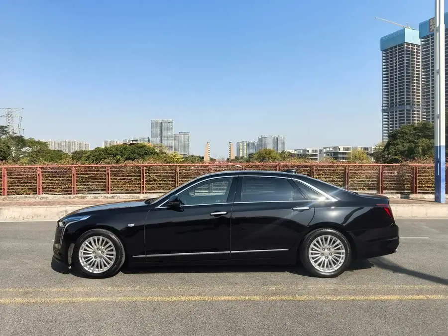 كاديلاك CT6 2021 28T الفاخرة