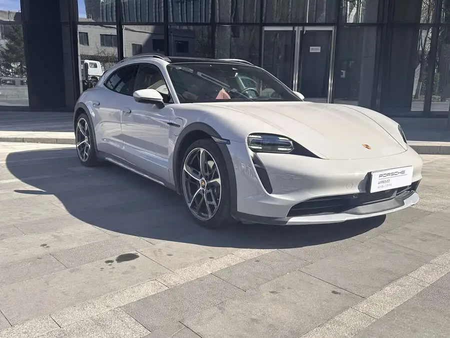 تايكان 2022 تايكان 4 كروس توريسمو