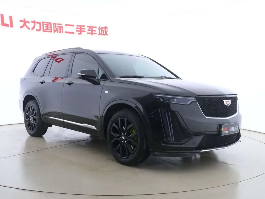 كاديلاك XT6 2022 2.0T بستة مقاعد دفع رباعي فئة بريموم