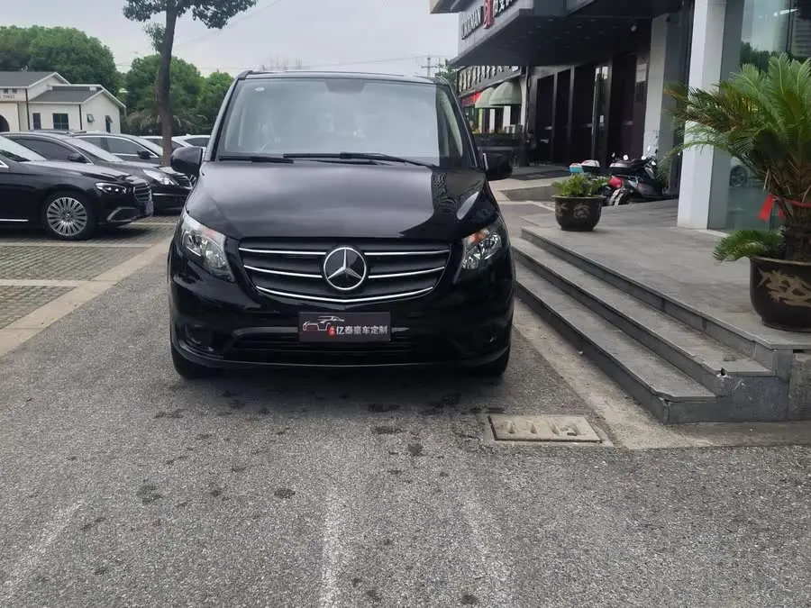 Vito 2023 2.0T Business Edition 7-seater