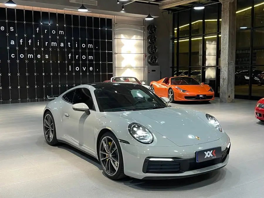 Porsche 911 2022 Carrera 3.0T
