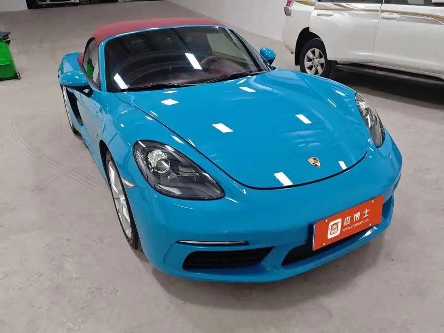 Porsche 718 2020 Model Boxster 2.0T