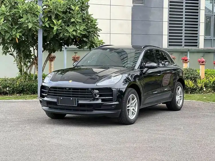 2021 Macan 2.0T