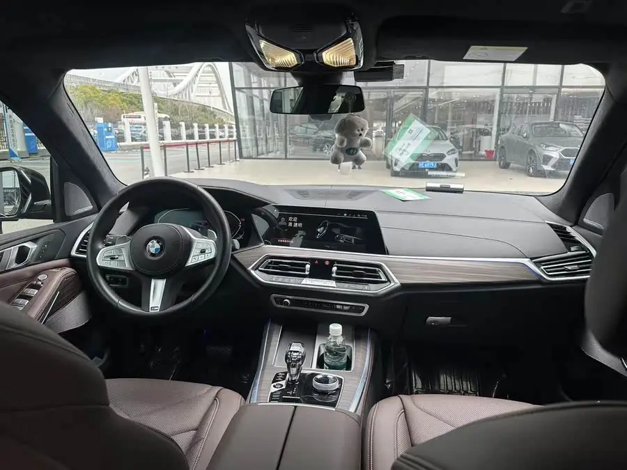 BMW X5 2022 Model Facelift xDrive 40Li M Sport Package