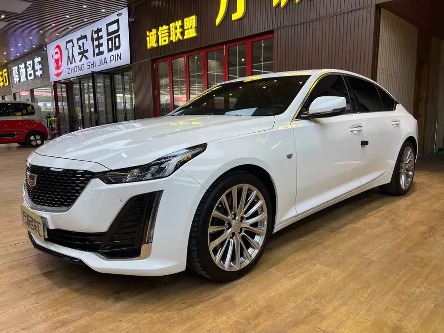 كاديلاك CT5 2022 28T المتميزة