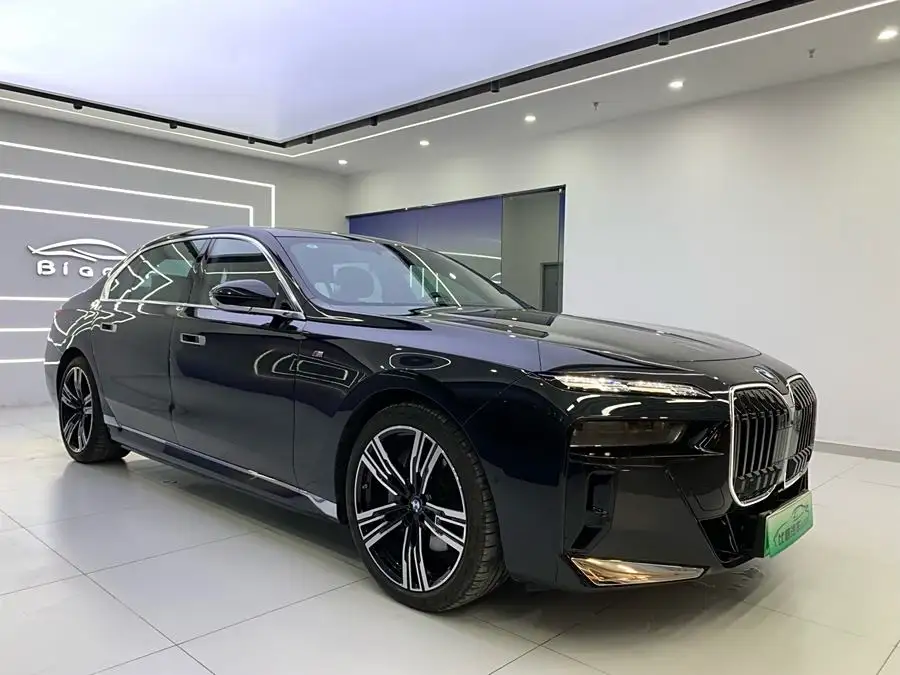 BMW i7 2023 eDrive50L M Sport Package