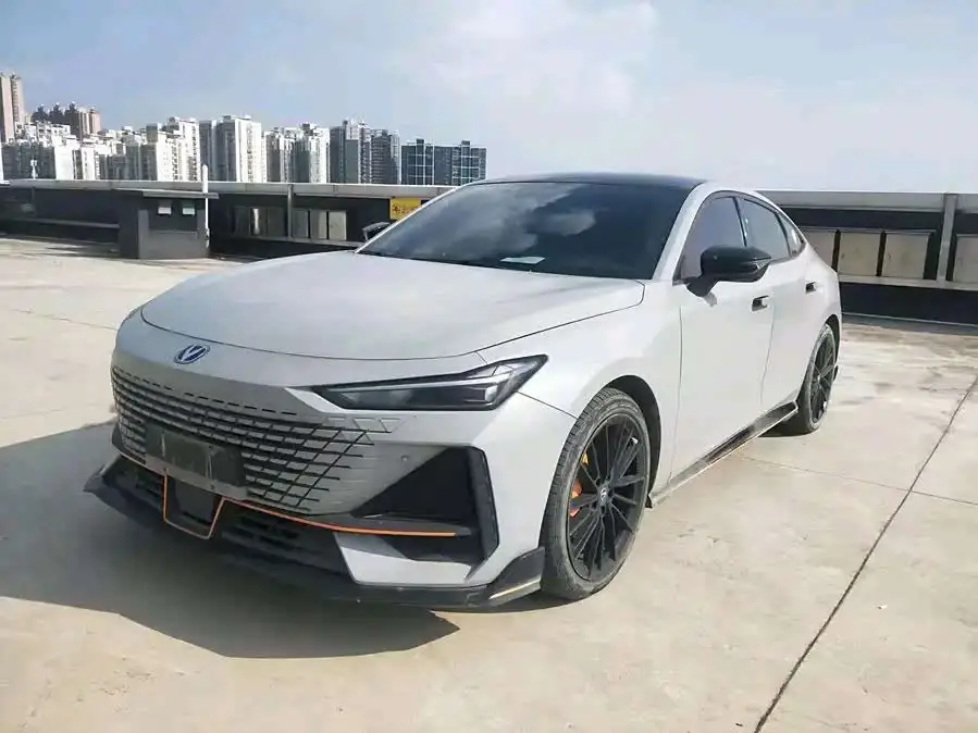 Changan UNI-V 2022 1.5T Sport Version