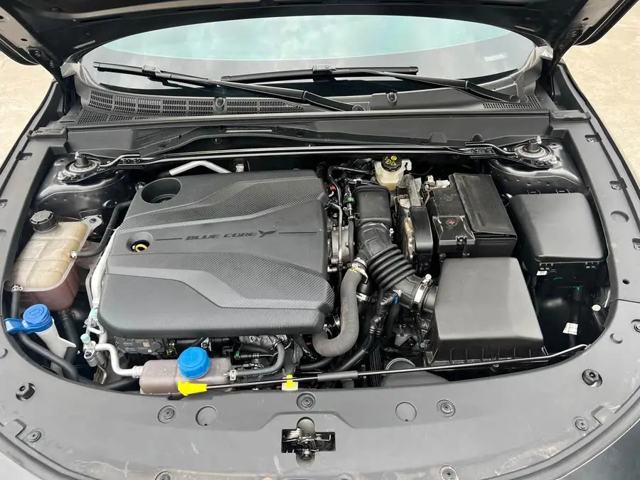 Changan UNI-V 2022 1.5T Premium