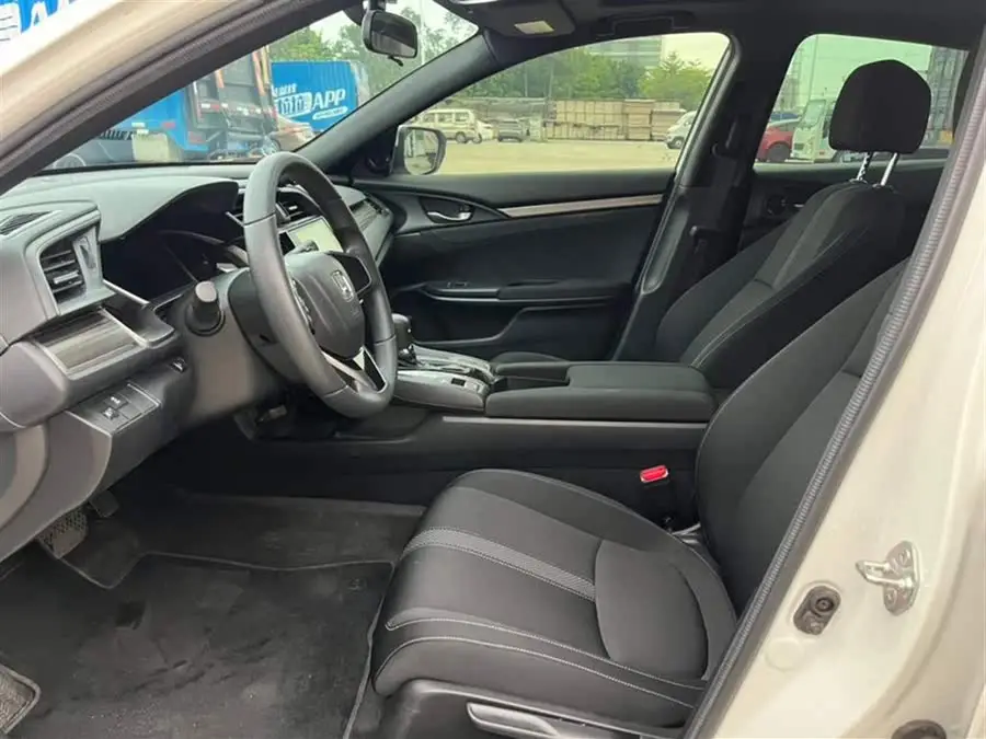 سيفيك 2021 هاتشباك 220تيربو CVT السيطرة الجديدة