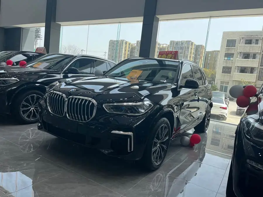 BMW X5 2022 xDrive 30Li Exclusive M Sport Package