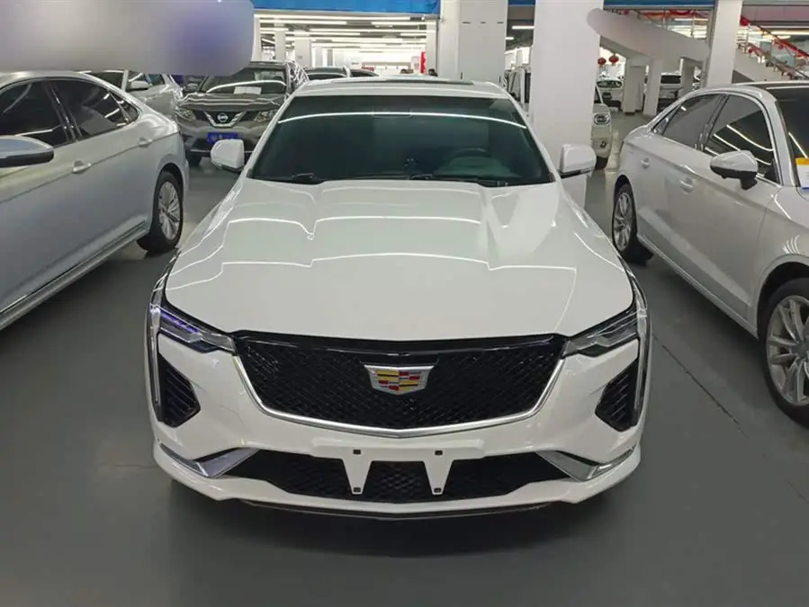 كاديلاك CT4 2021 28T فئة الرفاهية