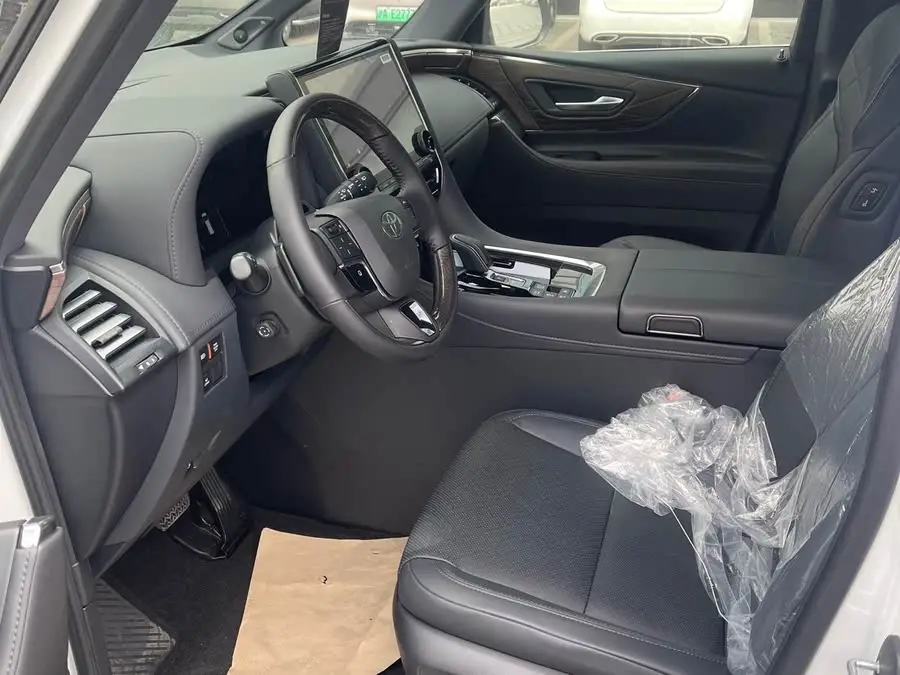 ألڤارد 2024 نسخة ثنائية المحرك 2.5 لتر الفاخرة