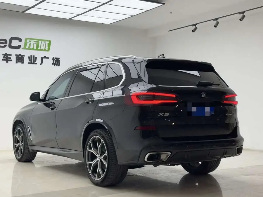 BMW X5 2022 Model Facelift xDrive 40Li M Sport Package