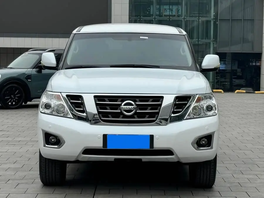 نيسان باترول 2018 4.0L إصدار لينكد إن