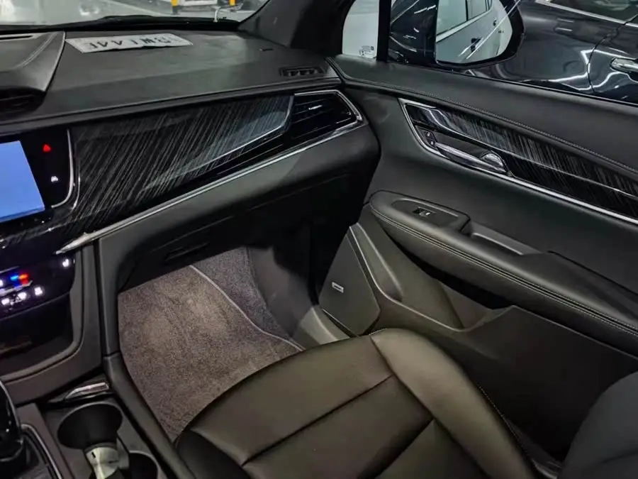 Cadillac XT6 2022 2.0T Six-Seater AWD Luxury