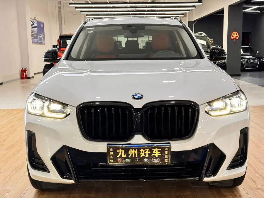2023 BMW X3 xDrive30i Leading M Night Package