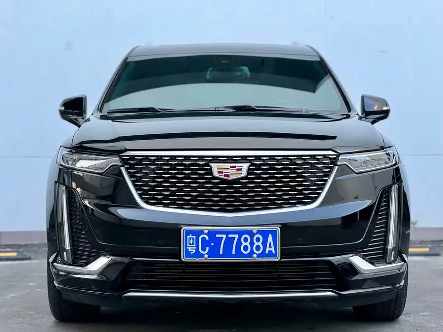 كاديلاك XT6 2020 طراز معدل 28T سبعة مقاعد دفع رباعي رائد