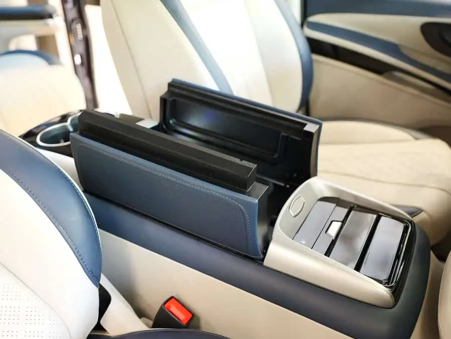 2021 فيتو 2.0T إصدار الأعمال 7 مقاعد