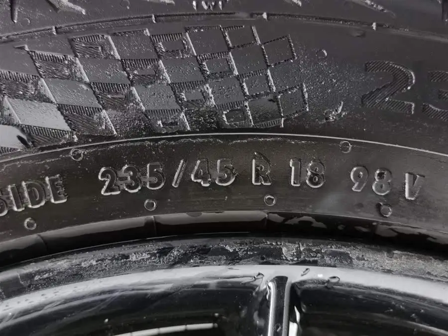 Changan UNI-V 2023 1.5T Premium