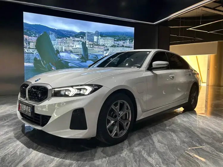 BMW i3 2024 eDrive 35 L