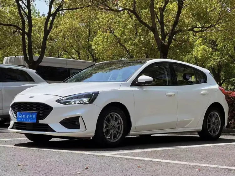 2021 Ford Focus Sedan EcoBoost 180 Automatic