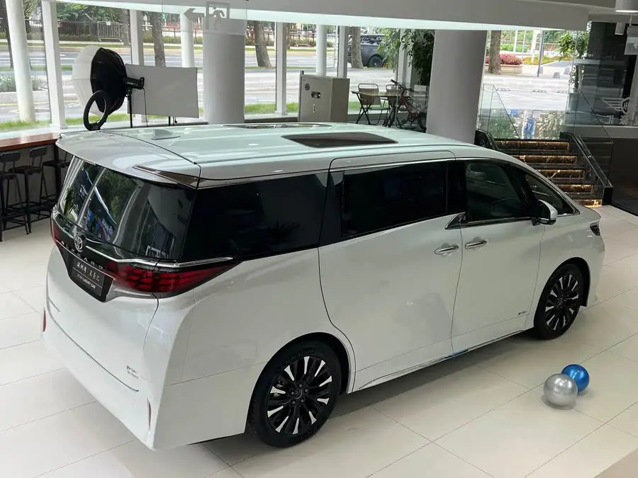 ألڤارد 2024 طراز مزدوج المحرك 2.5 لتر فئة متميزة