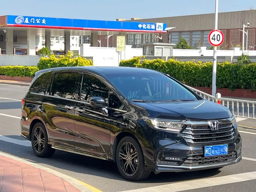 Odyssey 2024 2.0L e:HEV Sharp Edition